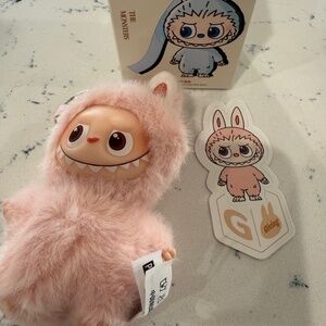 Pin For Love Labubu - G